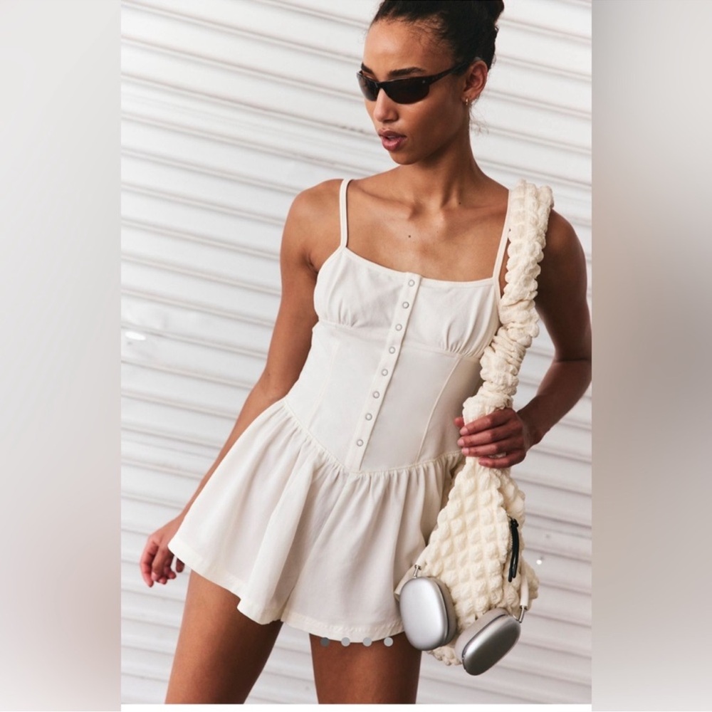 NWT FREE PEOPLE FP Movement Ivory Airstream Onesie SZ: M